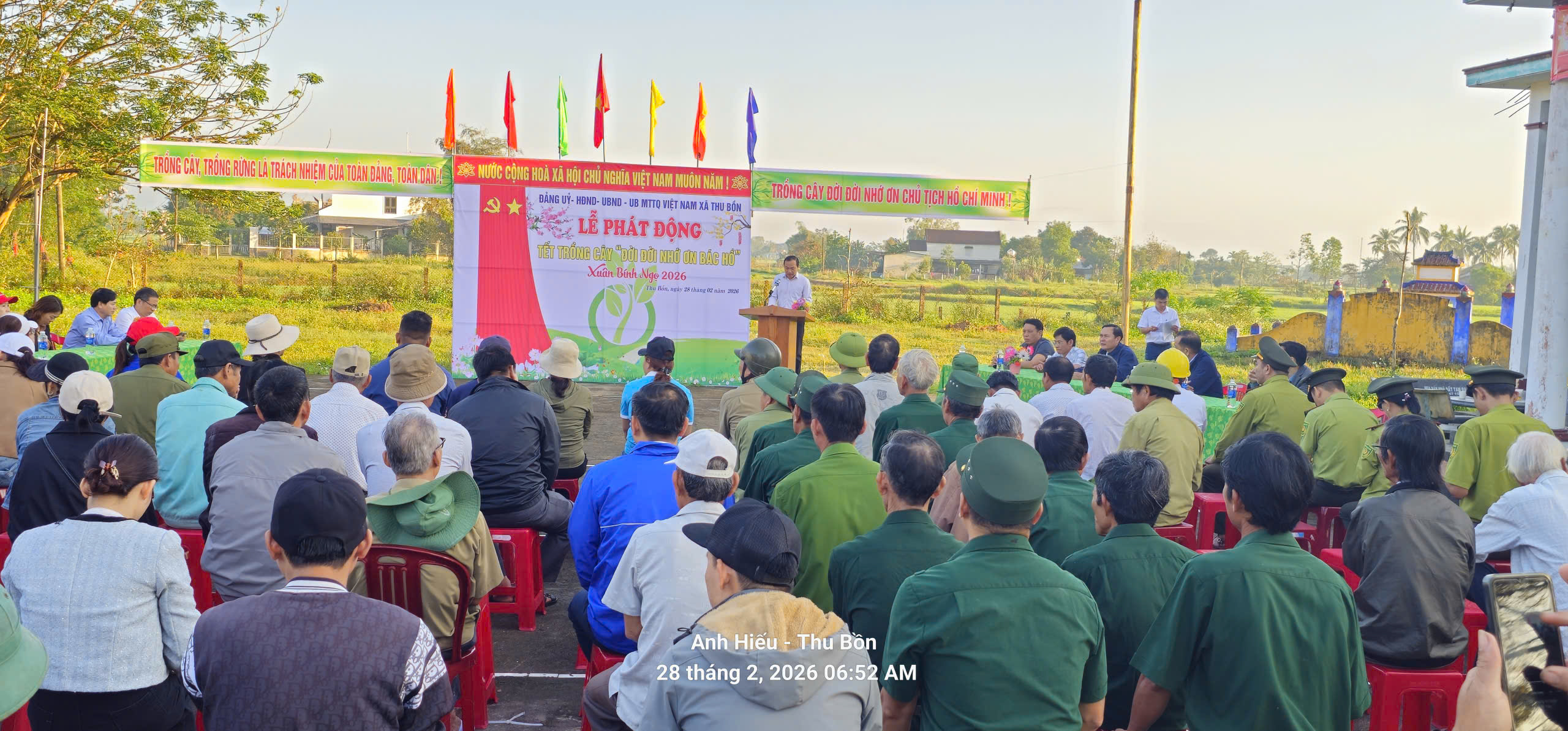 Xã THU BỒN: Rộn ràng lễ phát động “Tết trồng cây đời đời nhớ ơn Bác Hồ” xuân Bính Ngọ 2026