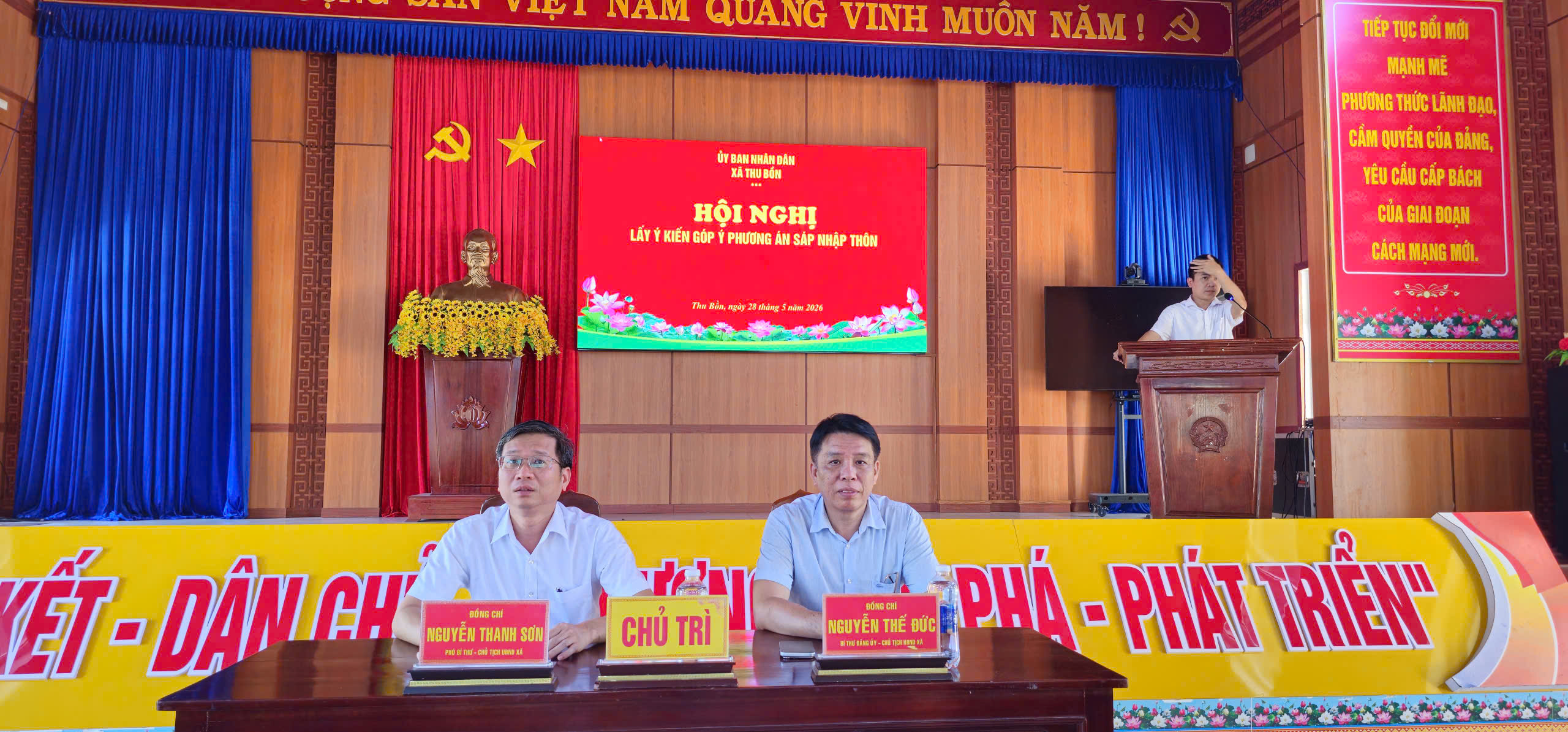 XÃ THU BỒN: Tổ chức hội nghị lấy ý kiến tham gia góp ý phương án sáp nhập thôn trên địa bàn xã